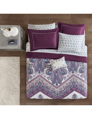 Paisley bedding