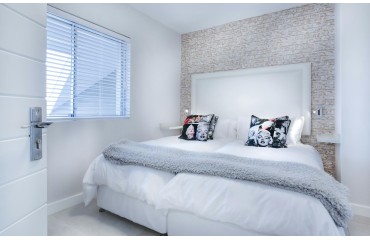 Creating the Perfect Bedroom Ambiance with Colorful Bedding Sets